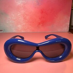 Stylish Blue Sunglasses